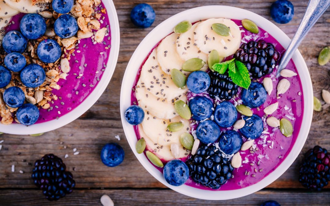 4 Ideas for Lower Carb Smoothie Bowls!